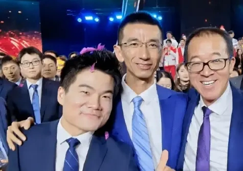董宇辉正在活成自己讨厌的样子。
