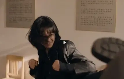 这一段时间，看《雪迷宫》看得过瘾，老舅露真容