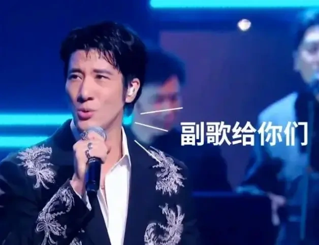 上央视复出，有成龙护佑获全红婵喜爱，他成最大赢家