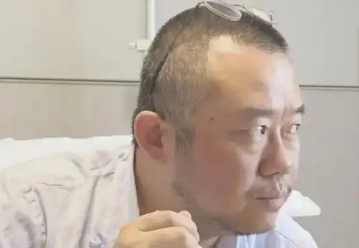 涂磊生病住院，说话有气无力