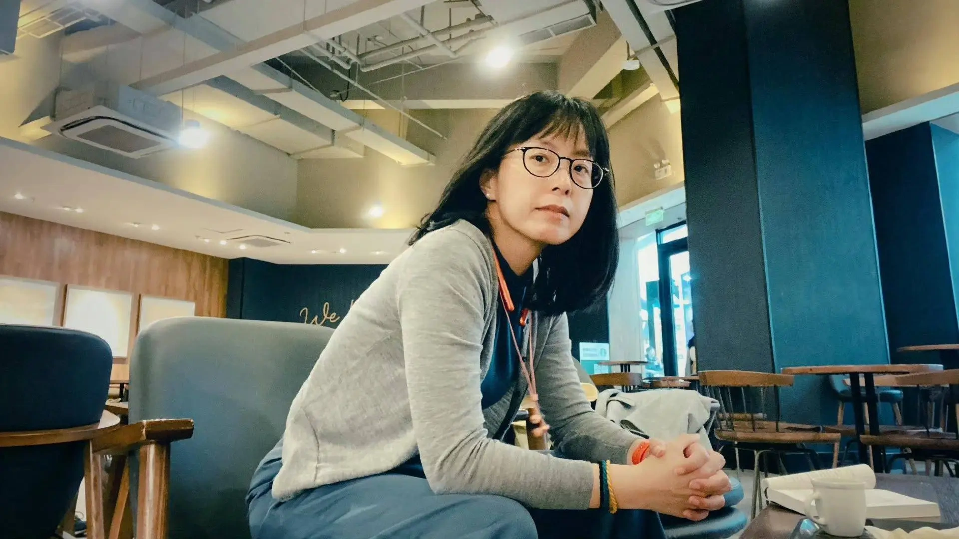 诗人梁小曼去世，将生命停留在50岁，丈夫悲痛悼念