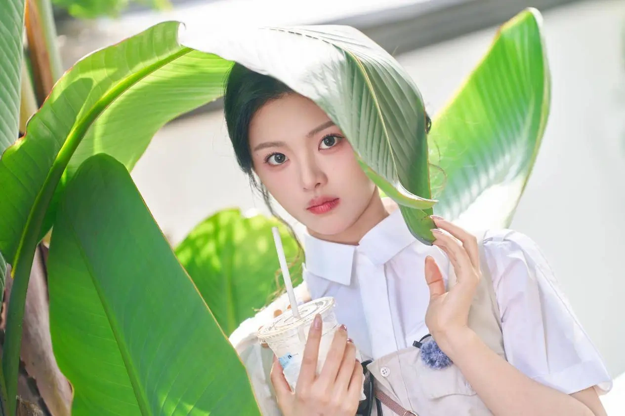 赵丽颖、赵露思陷入了与粉丝的冲突，这一届“花粉”的事业心比女明星更强？