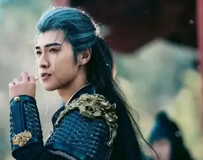 李昀锐《九重紫》热播、此沙新片上映，回顾“封神男团”这一年半的发展
