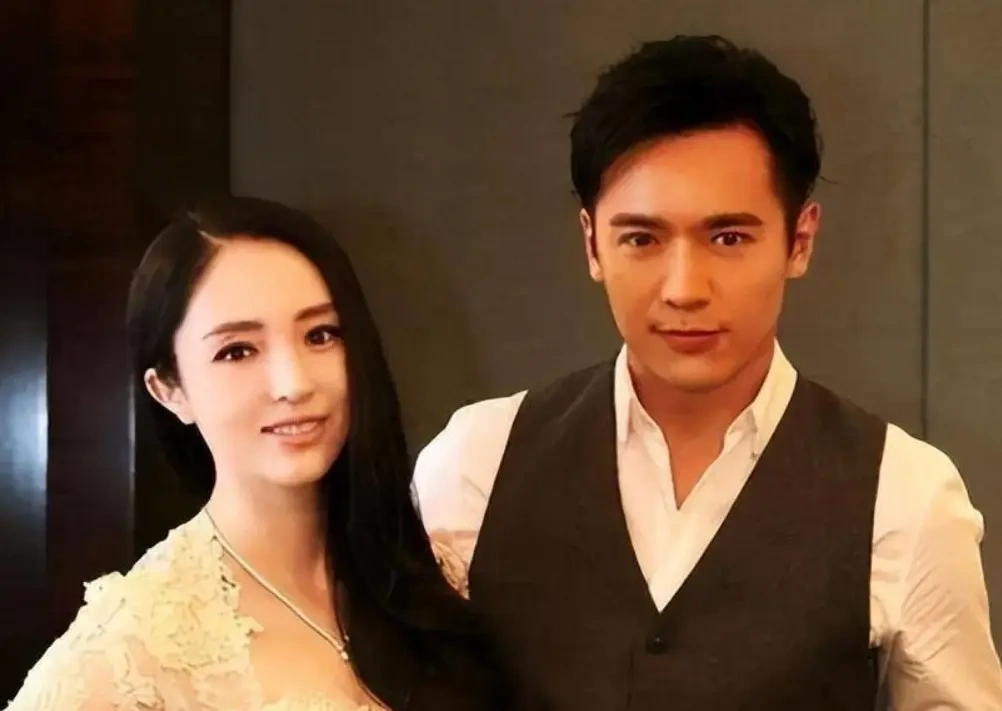 董璇自曝离婚内幕，女儿依赖父亲，但我必须离开“火坑”