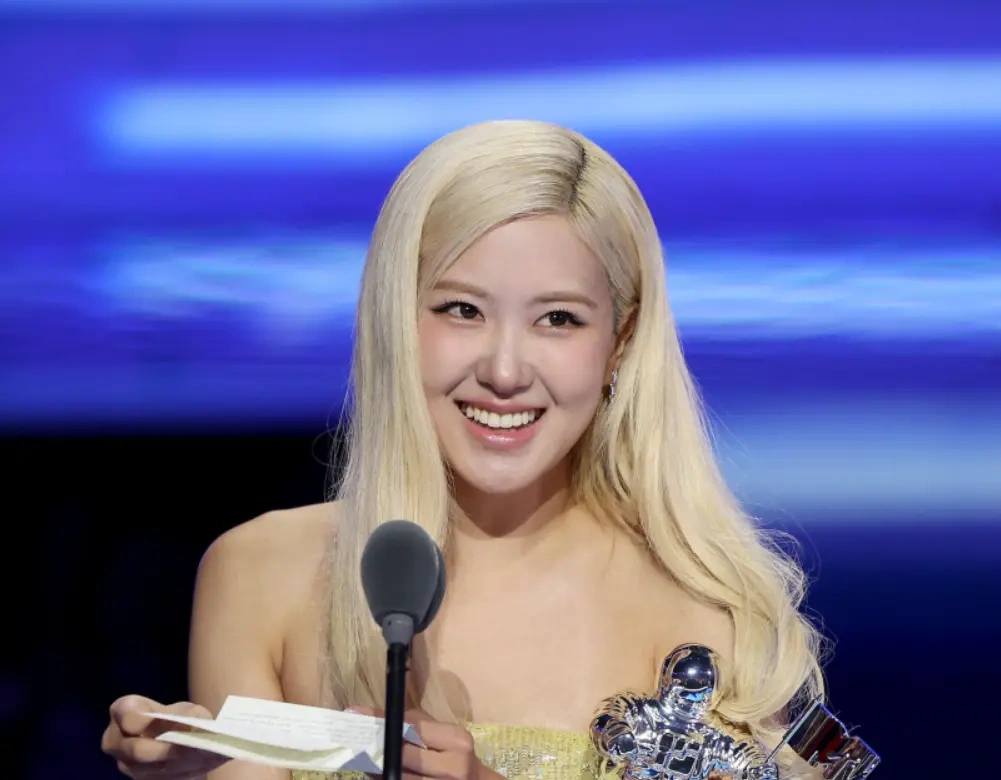 朴彩英VMA封后，K-POP国际舞台再掀热潮