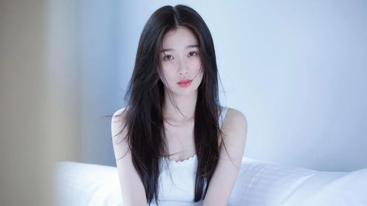 虞书欣闺蜜发声反翻车！网友一扒竟是“热搜关系户”，资本护体实锤了？