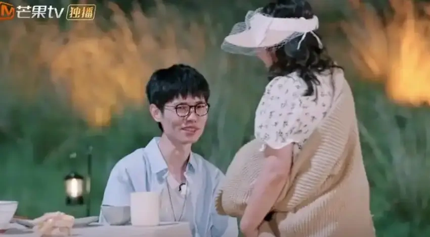 《再见爱人》的闹剧，揭露李行亮婚姻现实