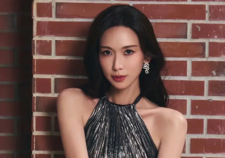 林志玲复出炸屏！在新剧《玉兰花开君再来》51岁穿旗袍美成画，与杨紫共演女性传奇