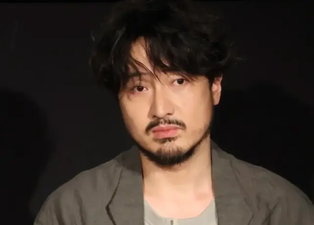 王传君因拒演《爱情公寓5》被骂忘恩负义，如今终凭实力逆袭成影帝！