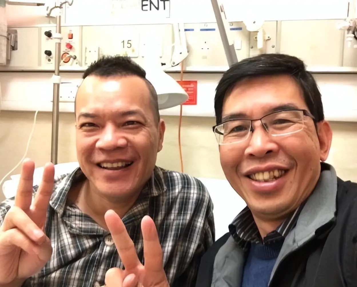 香港男星患舌癌切九成舌头，遭富婆分手