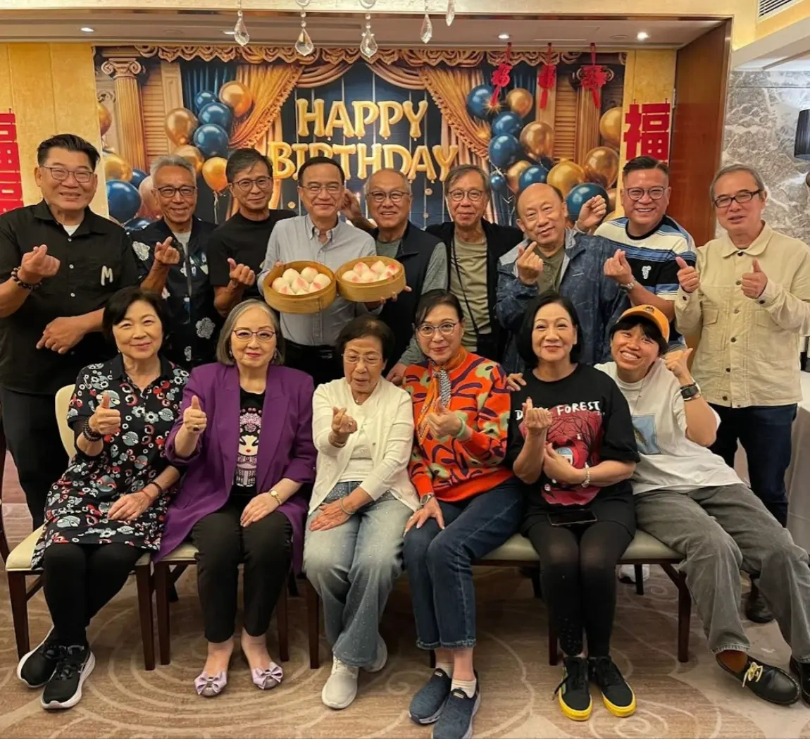 TVB 绿叶 65 岁庆生，于洋吕有慧现身，全是老交情