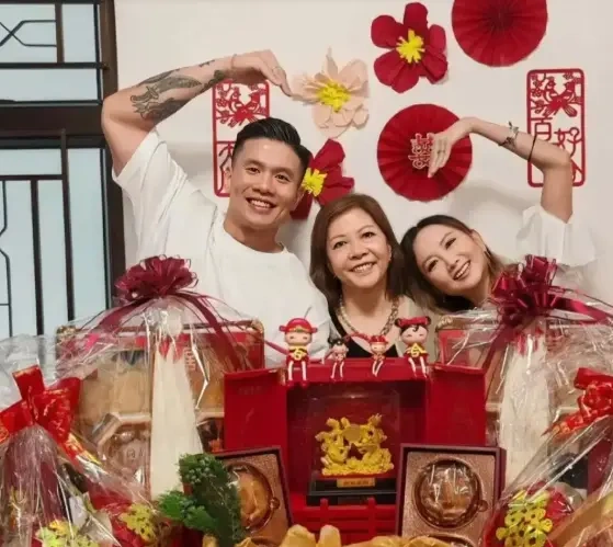TVB 女星李绮雯过大礼，金器堆成山，曾演江湖大小姐爆红