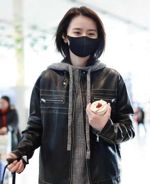金子涵正面回应，直言七年未发生性关系，守身如玉太坦诚