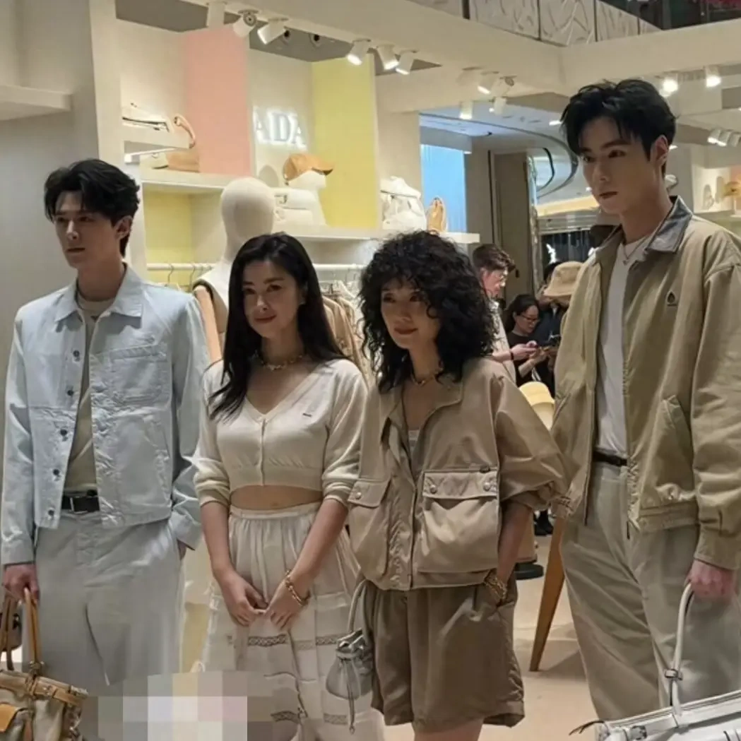 马伊琍朱珠同框，温婉与风情的碰撞太好磕