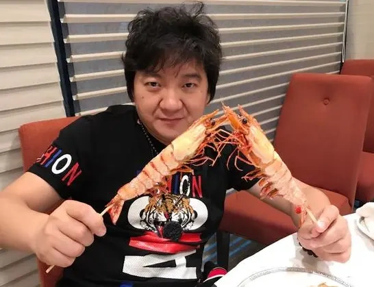 杨臣刚澄清传言，《老鼠爱大米》1.7 亿收益不是他个人的