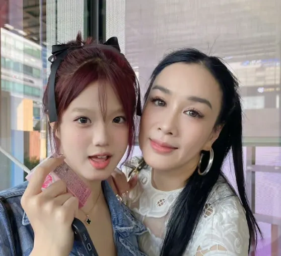钟丽缇二女儿表态，不是混血是中越混血后代