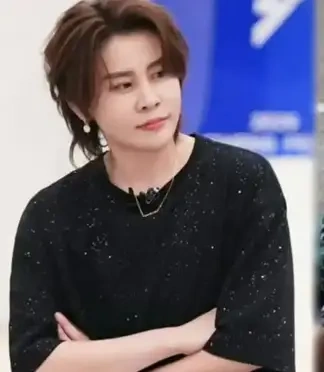 浪姐拟邀黎明，王濛玩梗表态曝十年乌龙过往