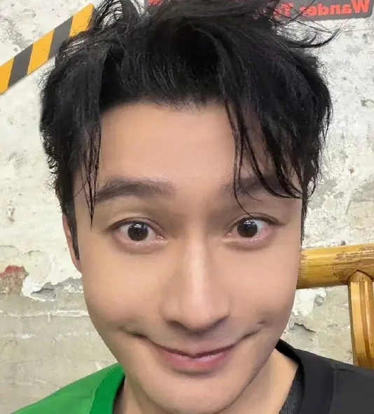 黄晓明再战上戏考博，只为成为家族首个博士