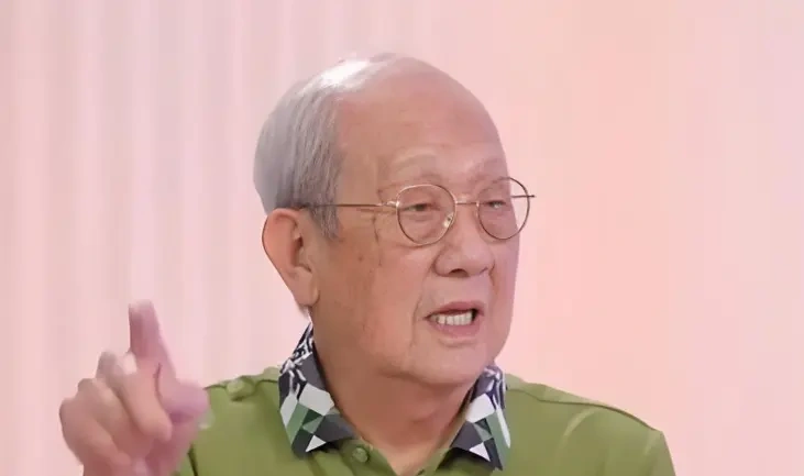 曾片场遭打晕休克，91岁丁羽晚年迎来黄昏恋