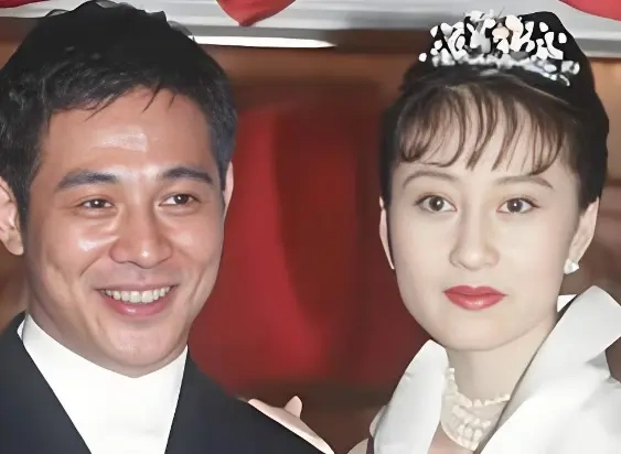 向太直播语出惊人！李连杰离婚另有隐情？利智只是“挡箭牌”？