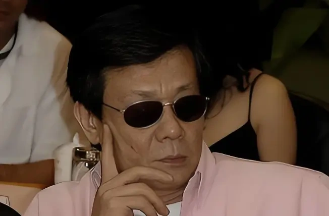 71岁寇世勋近况曝光 与原配崔瑶琪超市买菜生活