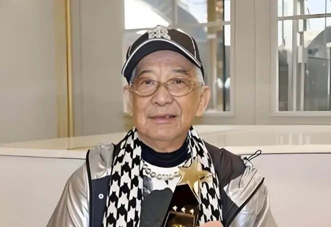 江图89岁离世设灵 遗嘱捐出全部财产
