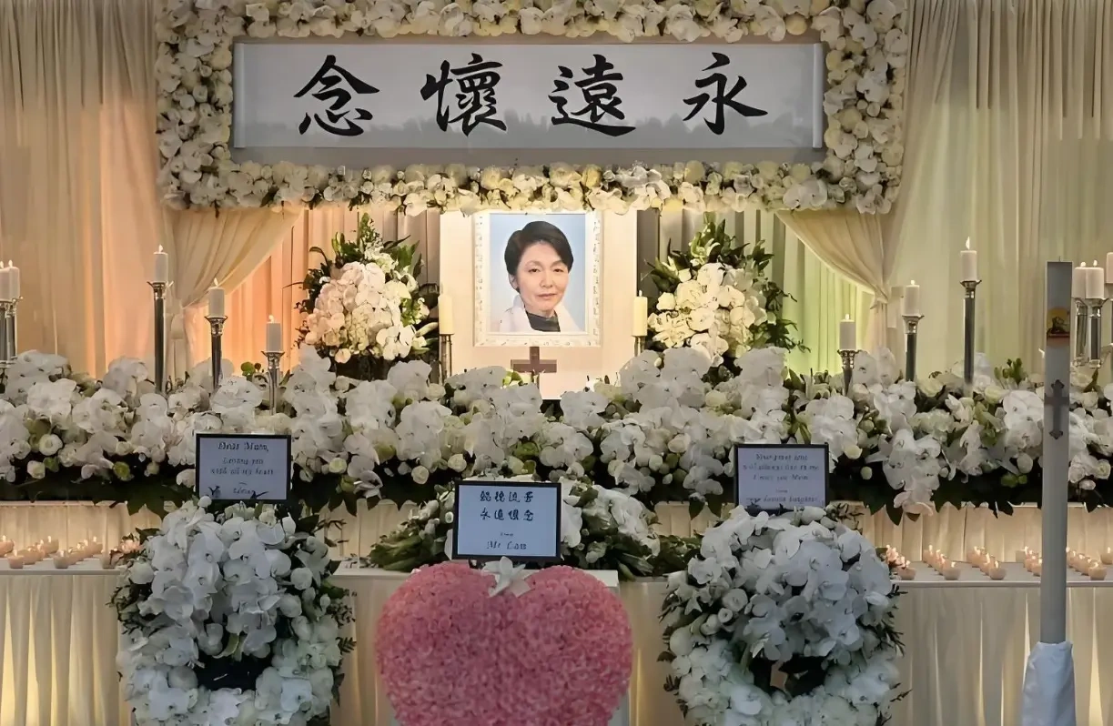 谷薇丽设灵，谷德昭憔悴送姐姐最后一程