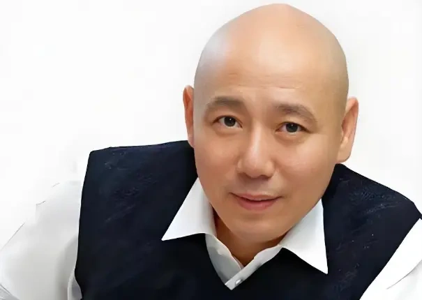 李诚儒结发妻子李世荣离世 4 年，终身未再婚，儿子李大海清明必扫墓悼念