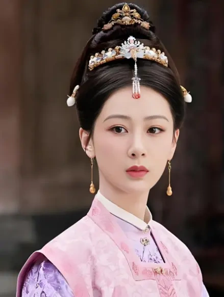杨紫在《家业》里搓灯草烧烟合墨，把古法制墨演活了