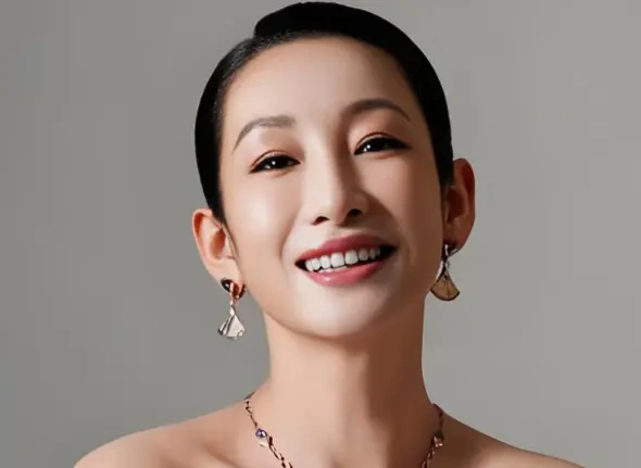 秦海璐发长文谈《青蛇》复排：排练时泪流不止，感觉自己就是“花彩香”