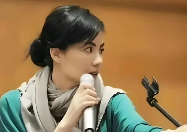 《大鱼海棠》导演吐槽王菲“报价高挑歌”，一句实话把重映搅黄了