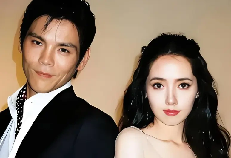 向佐首度承认：母亲亲手撕破多段恋情，郭碧婷能成全靠她点头