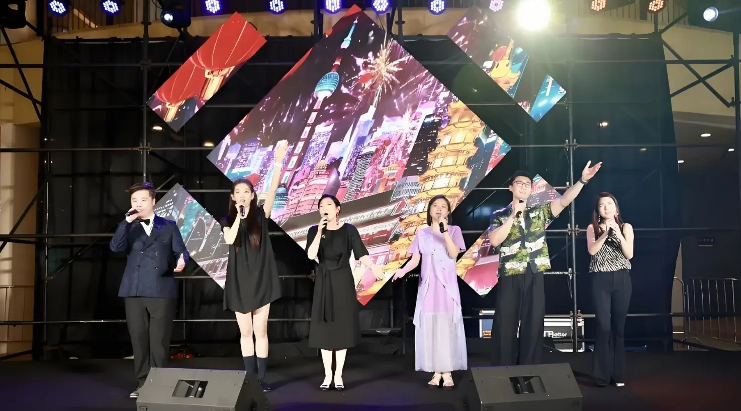 松江夏日音乐会开演，齐天大圣空降燃炸全场