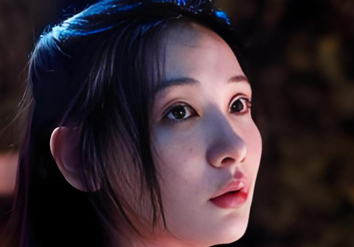 装瘫二十年把孙家父子送进死刑庭，《昨夜将至》里藏得最深的人是她
