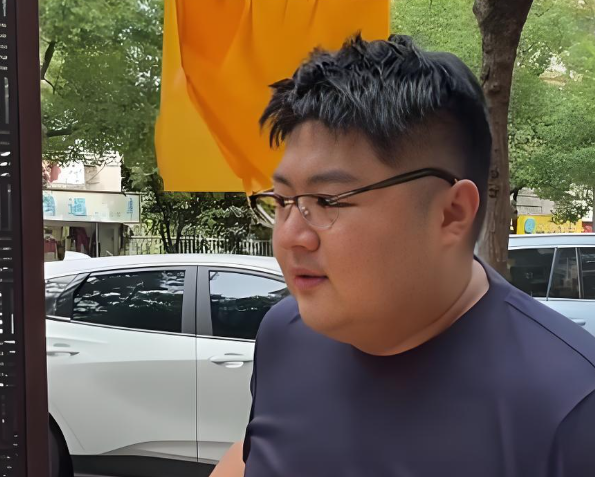 猴哥说车离婚后再迎痛击，阿张官宣离开团队自己当老板
