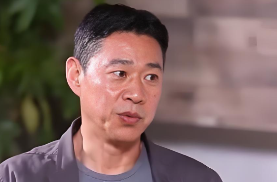 70岁张丰毅体态碾压年轻人，拉开差距的正是这件小事