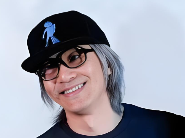 周星驰心疼迪丽热巴晒黑，热巴一句话让全场破防：“大美女晒黑了也好看