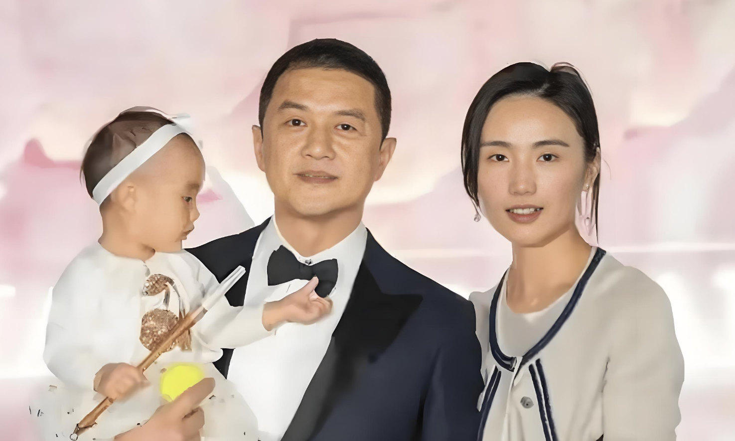 李亚鹏直播自曝癌症误诊，全网刷屏活着就好