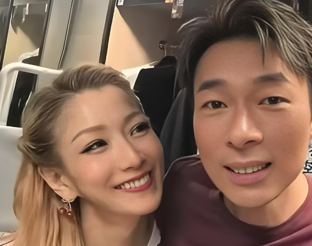 郑秀文启德答谢会急召许志安同台，一句“今晚唔想自己一个人”胜过千言万语