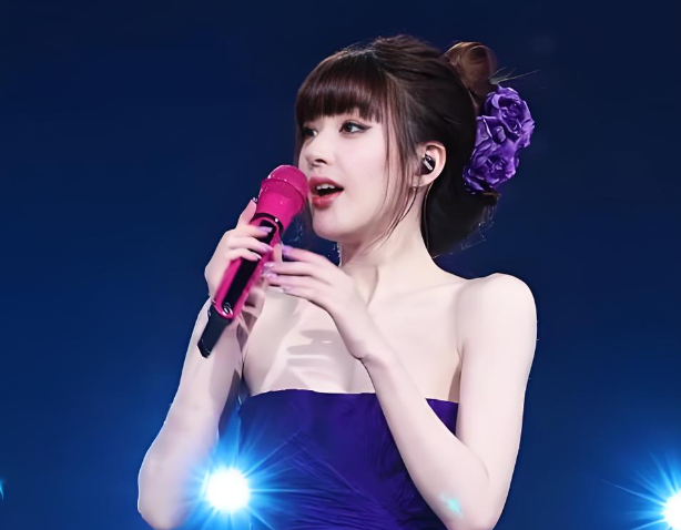 赵露思澳门演唱会，把“甜妹”标签撕得粉碎