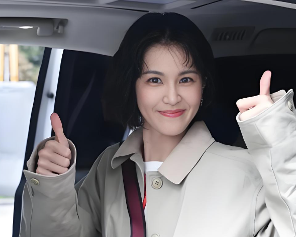 拿了冠军身价翻倍，她却在台北街头骑共享单车