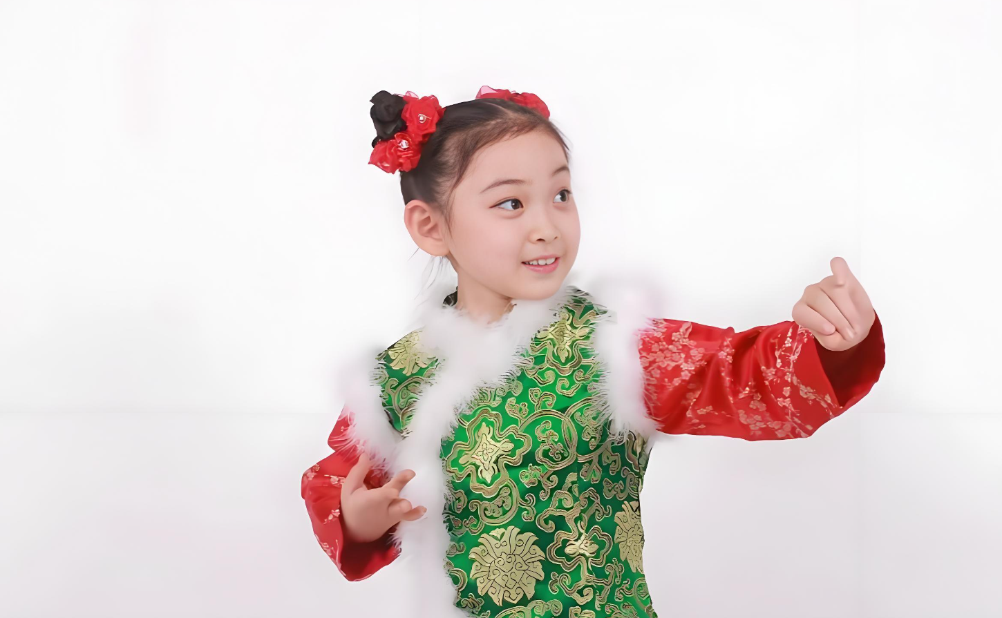 邓鸣璐高分考入中国戏曲学院，接续兄长未竟戏曲梦想