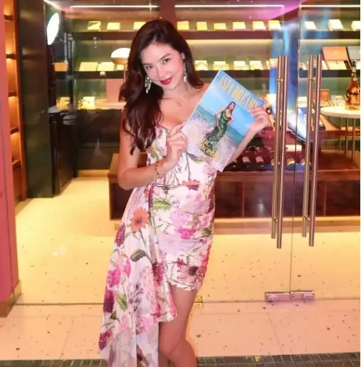 黎明前妻离婚一年状态回春，性感妩媚风情万种