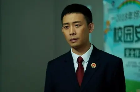 《刑警时刻》未拍先火，张译、景甜、王志文的加入，妥妥的王炸水准！