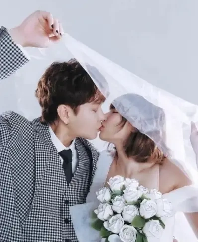 泫雅和龙俊亨今日结婚，婚礼场地被曝光，恭喜恭喜！