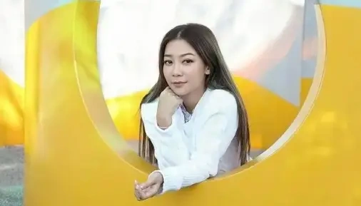 香港女星儿子患罕见基因病，智力将停留在两岁