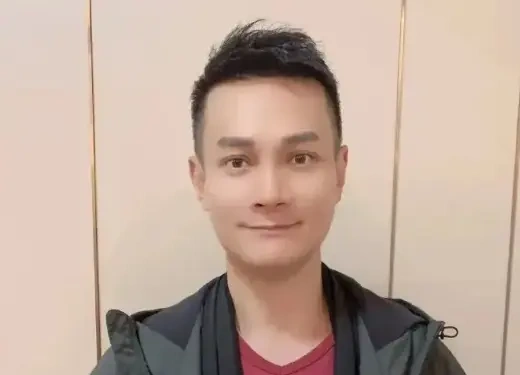 TVB&ldquo;御用恶人&rdquo;何俊轩北上发展风生起水，迎来曙光 ！