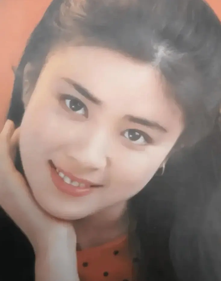 &ldquo;最美妲己&rdquo;傅艺伟：17岁艳压群芳
