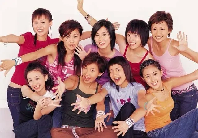 香港知名女星瘦成纸片人，谈过近30段恋情