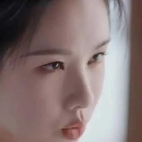 看了鞠婧祎和陈都灵的&ldquo;馒头脸&rdquo;